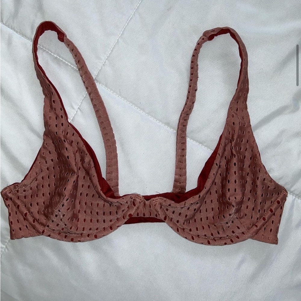ACACIA MESH TOP